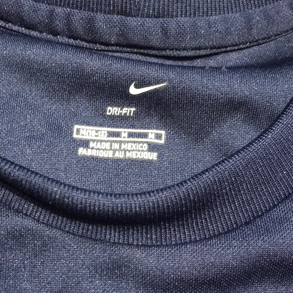 Youth Nike Dri-Fit Tee-Shirt Size M (10-12) - Picture 2 of 3